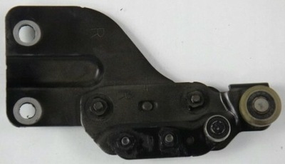 Nissan nv200 10 ролик дверь раздвижных правая задняя фото №1