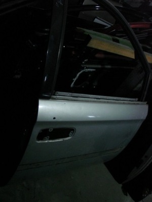 Дверь voyager iv lift ps2 целый włochy фото №1