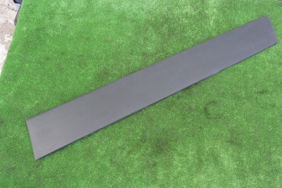 Suzuki sx4 s-cross молдинг боковая дверь правый перед фото №1