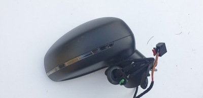 Lusterkko правое audi a1 5pin фото №1