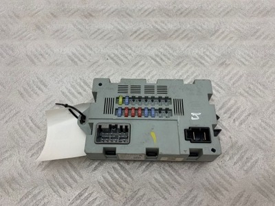 Land rover discovery sport 2018 рамка / модуль предохранителей cpla14q073aa фото №1