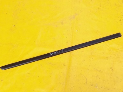 Молдинг двері лівий перед galant mr214135 96-98r фото №1