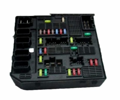 UNIDAD DE CONTROL FUSIBLES 284B63080R FLUENCE Z.E.  