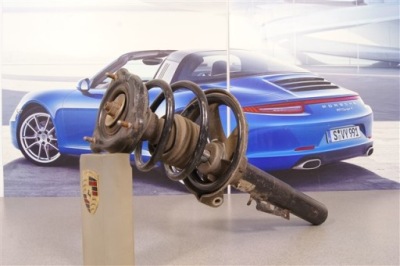 Porsche 911 996 c4s coupe амортизатор kompletny r фото №1