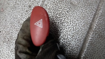 Переключатель аварийных audi a6 c5 98r sedan фото №1