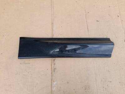 Молдинг двері права задня volvo xc60 ii фото №1