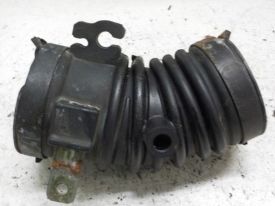 Mazda 6 1.8 труба повітрозабірник повітря фото №1