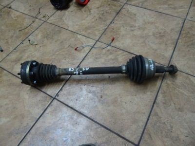 Audi a3 1.6b 3d 98' привідний вал ліва фото №1
