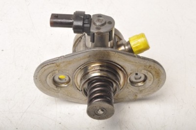 Bmw f20 1.5 насос пального 7642466 фото №1