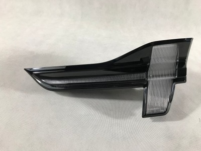 Ford mustang mach-e лампа задня права idealna led! фото №1