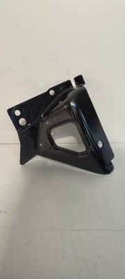 Направляющая усилитель левая бампера tesla model 3 фото №1