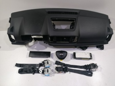 Skoda karoq панель приладів консоль подушка безпеки подушки безпеки ремені фото №1