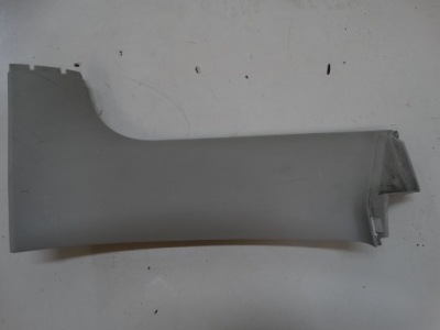 Захист стійка правий задня skoda octavia ii 1z9867248e фото №1