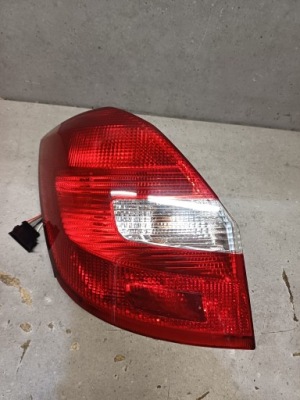 Лампа ліва задня skoda fabia ii kombi nr. 5j6945095 фото №1