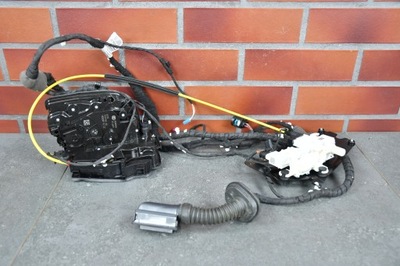 Замок двері лівий задня доводчик soft close електропроводка bmw 8 g16 m8 f93 1km фото №1