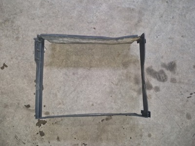 Dacia sandero logan захист радіатора 215596207 r фото №1