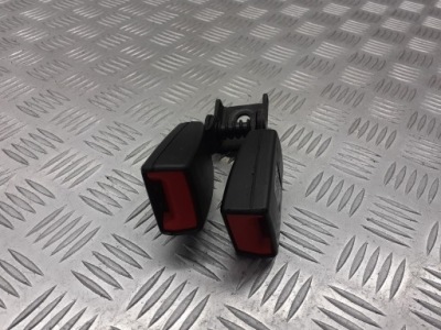 Клипса поперечина левая opel astra j 13354863 фото №1