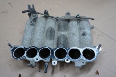 Land cruiser 90 95 колектор впускний  впускний 3,4 v6 фото №1