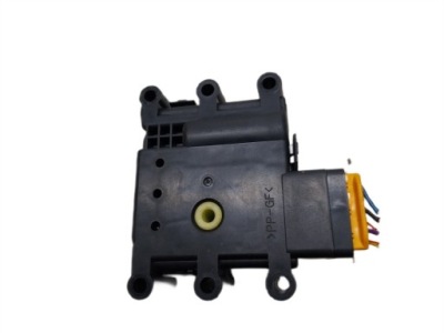 Моторчик крышка отопителя mazda 6 gg 2.0 16v фото №1