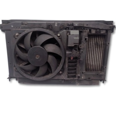 Радіатор peugeot 3008 2.0 hdi вентилятор pas перед гібрид 2009-2016 фото №1