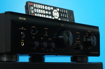 ZINTEGROWANY WZMACNIACZ STEREOFONICZNY DENON PMA-700AE Z PILOTEM GWARANCJA