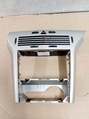 Opel astra 3 iii h рамка радіо панелі перемикач решітка обдув 13100105 фото №1