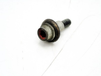 Болт кришки 3.0 cdti tid vectra signum saab 95 фото №1