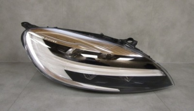 Лампа перед volvo v40 2 ii рестайлінг  full led 16-19 rh права 31677023 фото №1