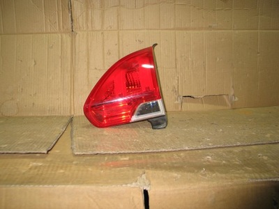 FARO PARTE TRASERA PARTE TRASERA DERECHA EN TAPA DE MALETERO PEUGEOT 2008 DIODO LUMINOSO LED 13-16R. 9678074580  