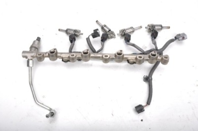 Lexus is 3 2.5 молдинг впрыскная инжектор 82125-30560a фото №1