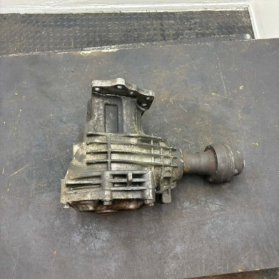 Volvo xc90 2.4 d5 редуктор коробки передач 7070010790 фото №1