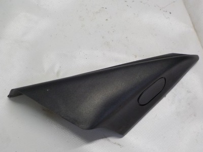 Saab 900 заглушка трикутник фото №1