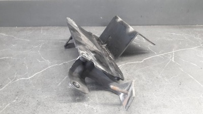 4E0317827 SOPORTE DEL RADIADOR ACEITES AUDI A8 D3 3.0 TDI  