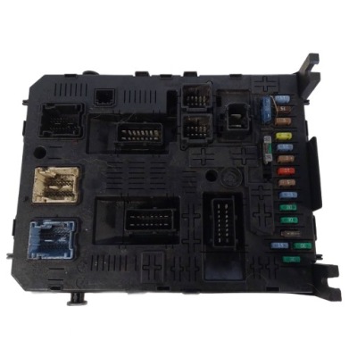 Коробка предохранителей bsi citroen c5 3.0hdi 2.7hdi фото №1