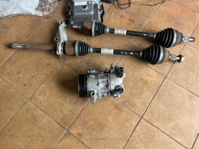 Opel crossland x corsa привідний вал 9813122880 jak nowa пробіг 25 tys фото №1