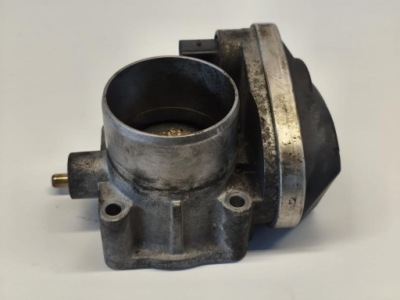 Renault megane 2 1,9 dci дросельна заслінка 8200190230 фото №1