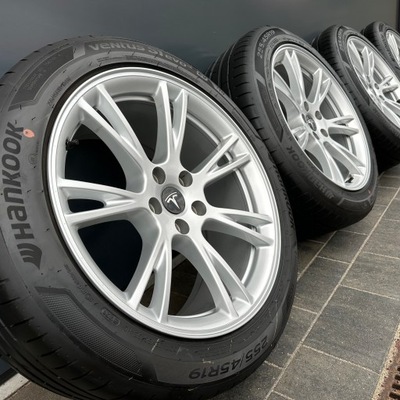 RUEDAS TESLA MODELO Y LATO 1188222-00-C 9,5JX19 HANKOOK 255/45/19 19” 19  