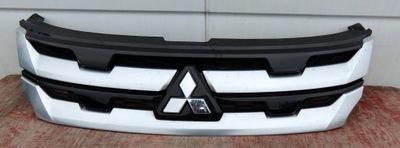 Решітка радіатора решітка радіатора mitsubishi outlander 2020 - фото №1