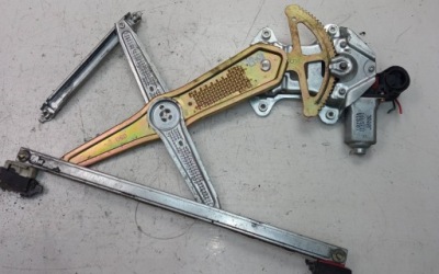 Element механизма стекло левый перед toyota yaris фото №1