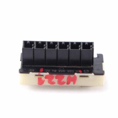 Mercedes w221 распределитель тока a0045468540 фото №1