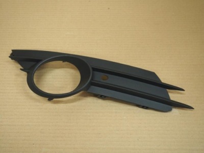 Решітка заглушка бампера правий перед opel corsa d фото №1