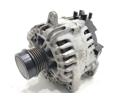 Генератор opel astra k 39218017 1.2 110km фото №1