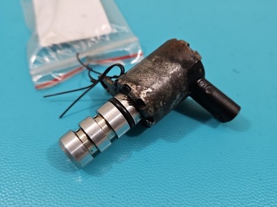 Датчик audi a4 b8 06h115243f фото №1