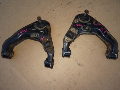 Mitsubishi l200 рычаг левый верхний перед фото №1