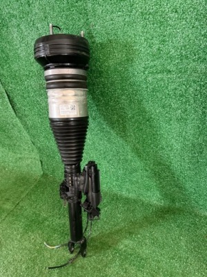 Mercedes benz eqs амортизатор лівий перед амортизатор передній a2973202501 фото №1