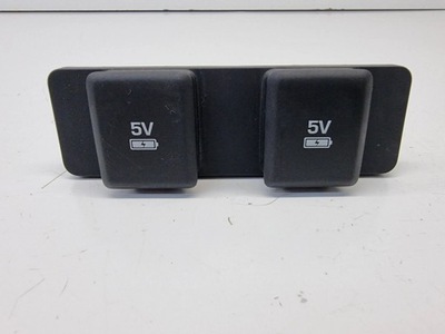 Land rover range rover sport l494 2021 разъём / соединитель usb фото №1