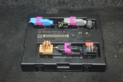 Audi a4 b8 lift модуль комфорта 8k0907064jg фото №1