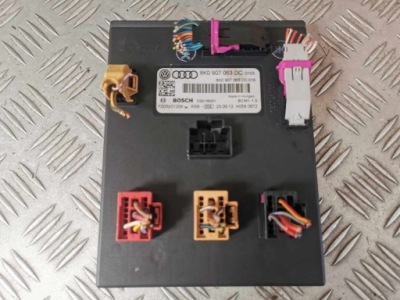 Модуль комфорту audi a4 b8 lift оригінальний номер 8k0907063dc фото №1