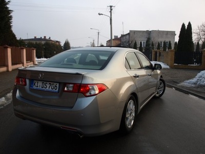 HONDA ACCORD 2008 СПОЙЛЕР НАКЛАДКА КРЫШКУ БАГАЖНИКА JAKOSC! фото