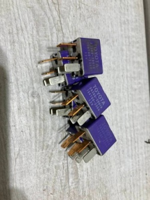 Реле toyota 28300-28010 фото №1